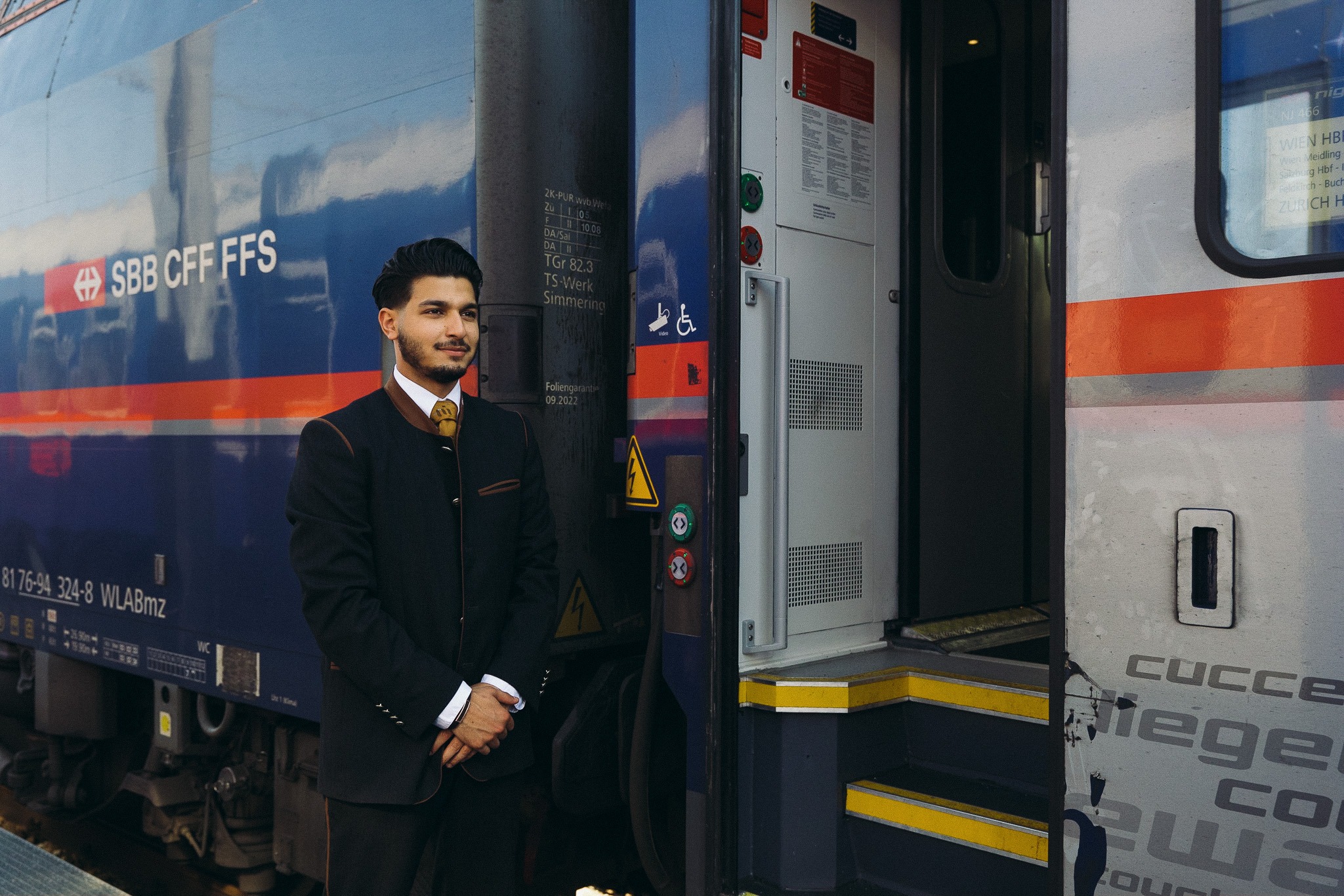 Einsteigen, bitte! - Unsere Bahnen Einsteigen, bitte! - Unsere Bahnen